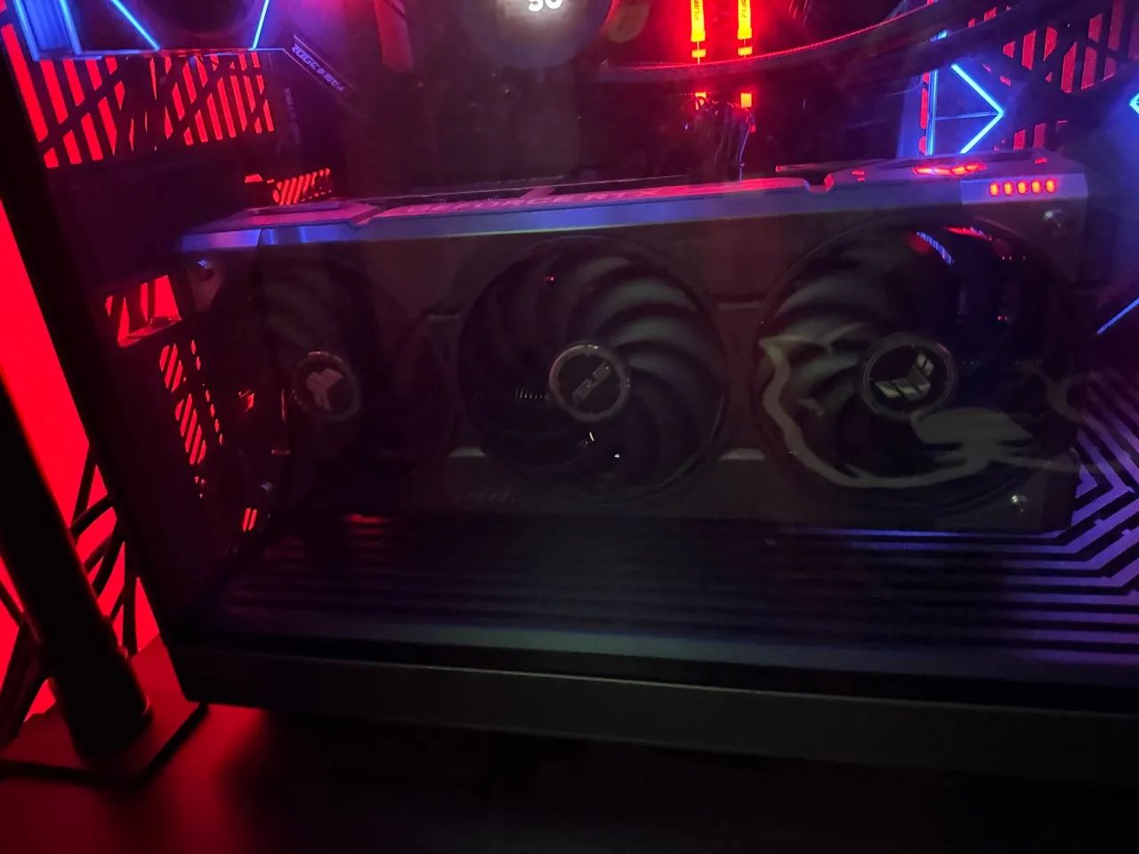 RTX 5070 TUF 