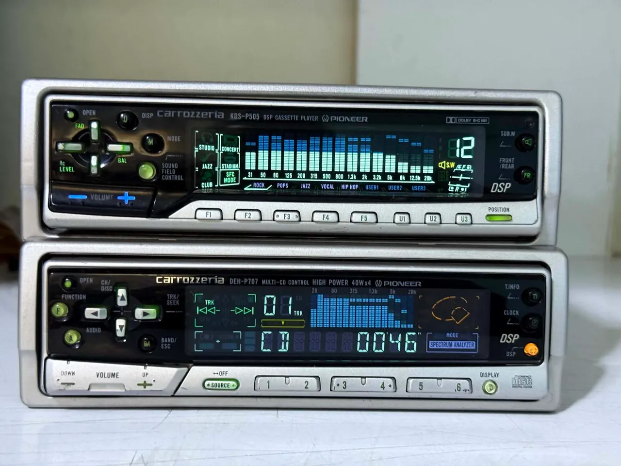 Pioneer Carrozzeria DEH-P717 (LEIA A DESCRIÇÃO DO ANÚNCIO