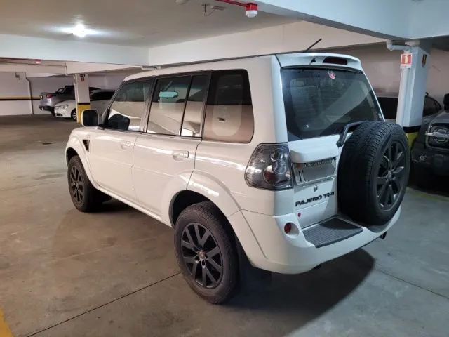 Mitsubishi Pajero 2013