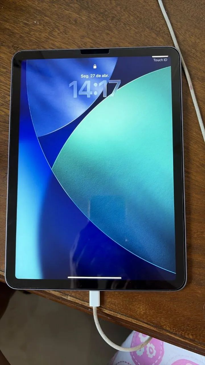 Apple Ipad Air 5°geração 64GB roxo (2022) + Apple pencil 2a