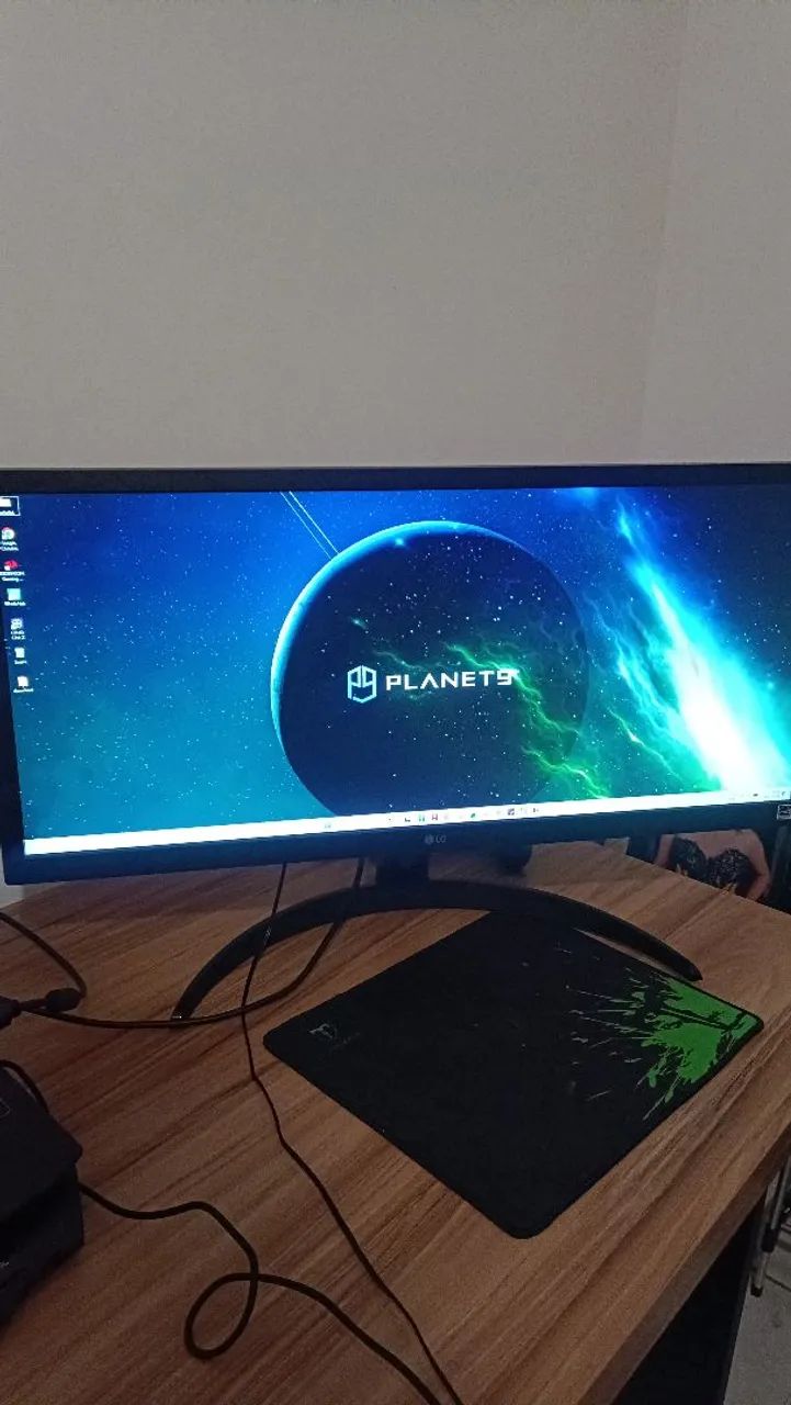 VENDO MONITOR LG 26 POLEGADAS ULTRAWIDE FULL HD 