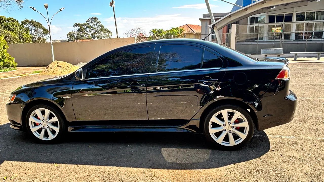 Mitsubishi Lancer 2012