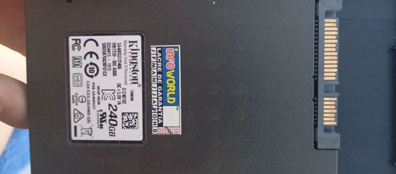 Ssd Kingston 240 gigas com case pra uso externo  - Foto 2