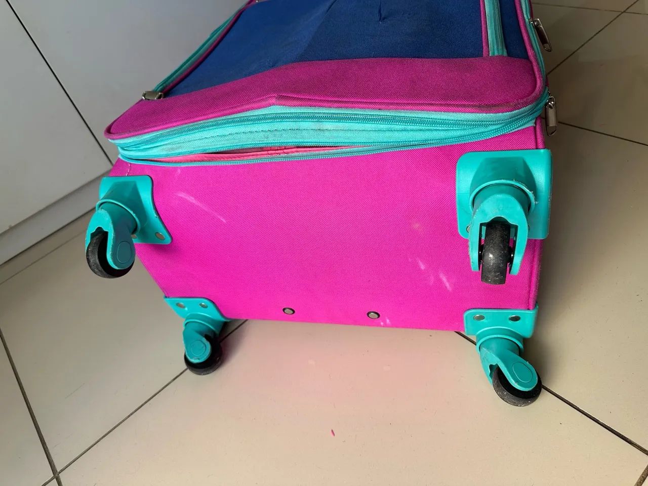 Mala grande tecido rodinhas 23kg  - Foto 5