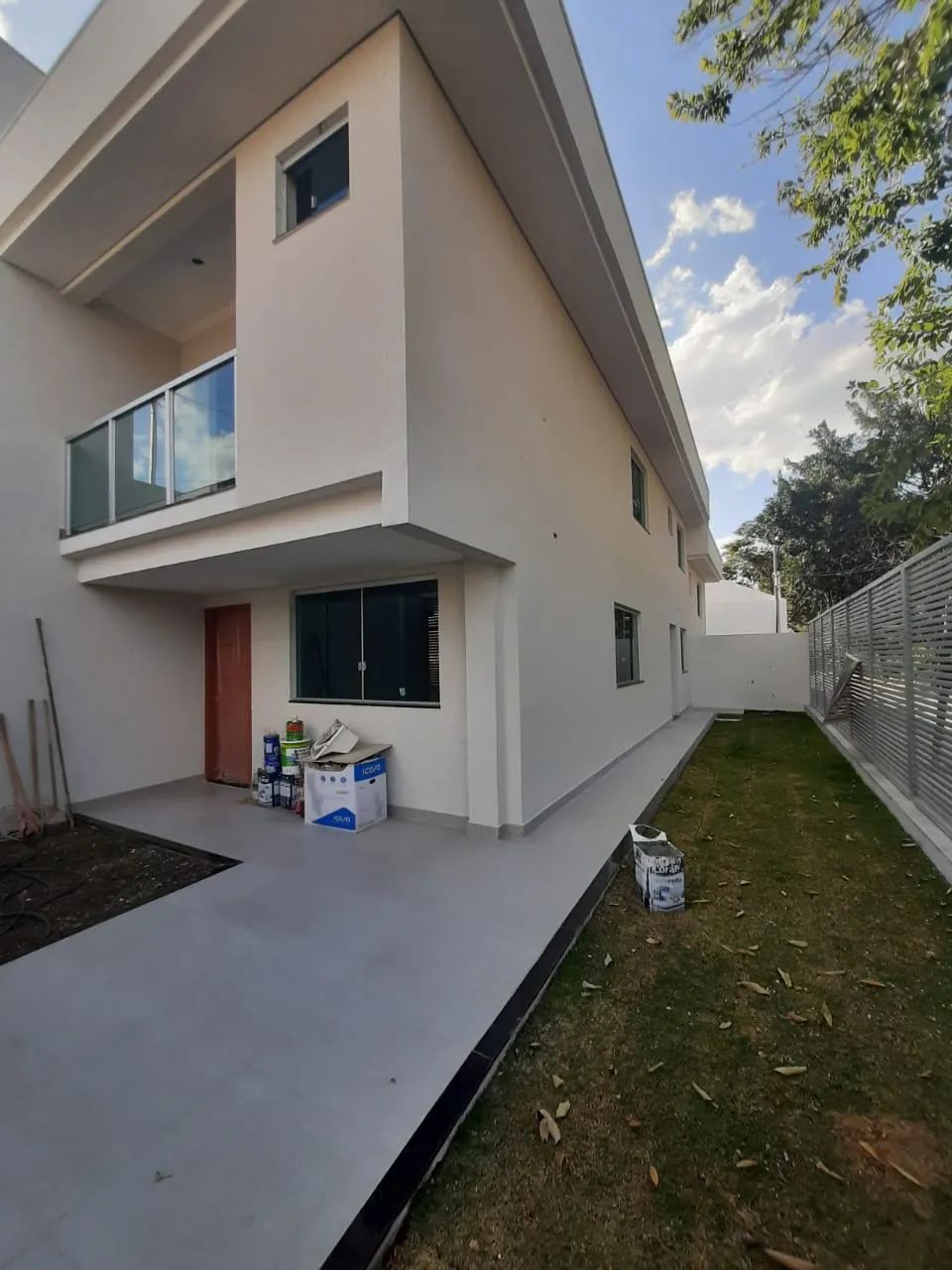 Casa para venda tem 120 metros quadrados com 3 quartos em Itapoã - Belo Horizonte - MG