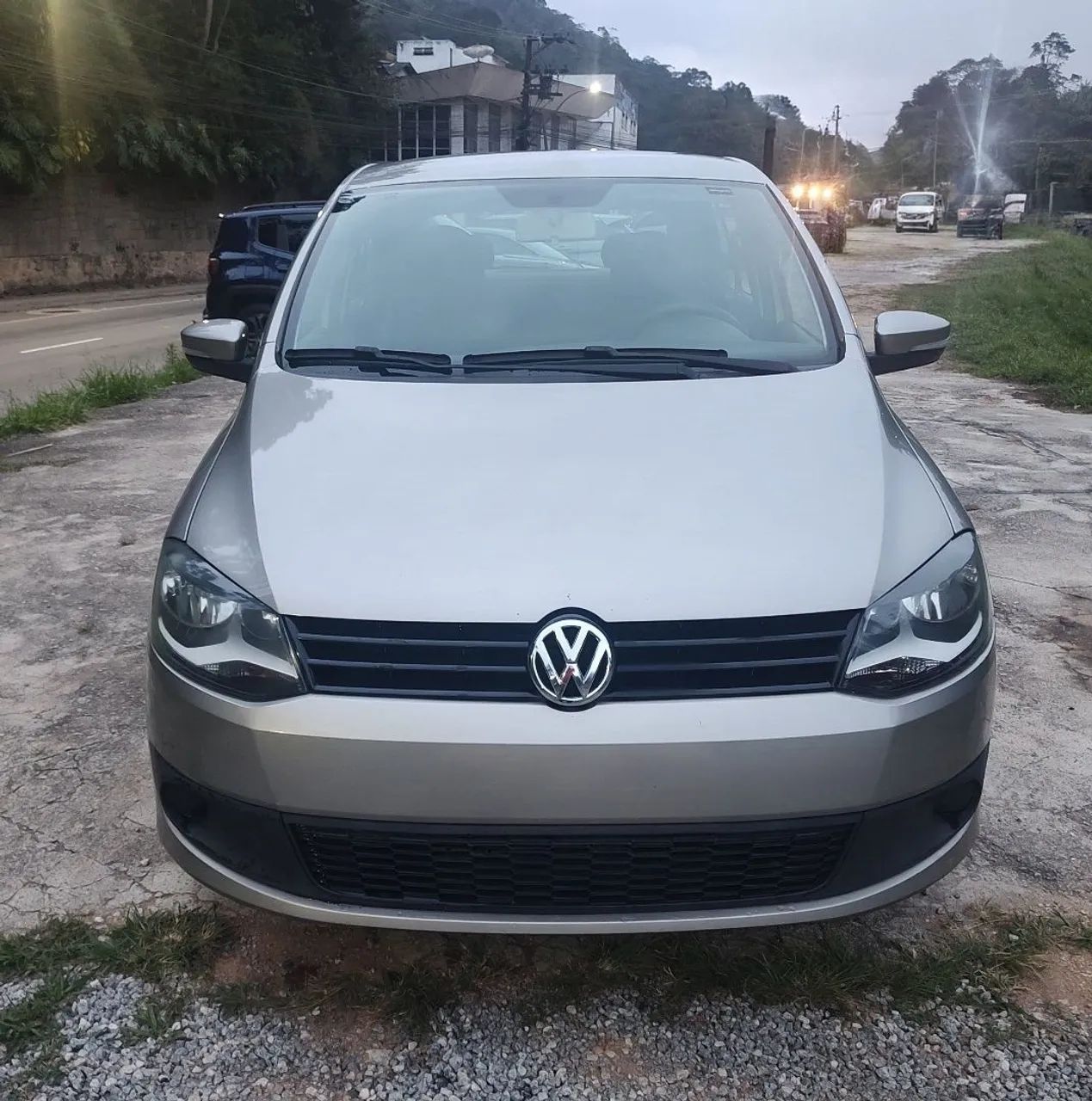 Volkswagen Fox Fox 1.0 Mi Total Flex 8V 5p 2013