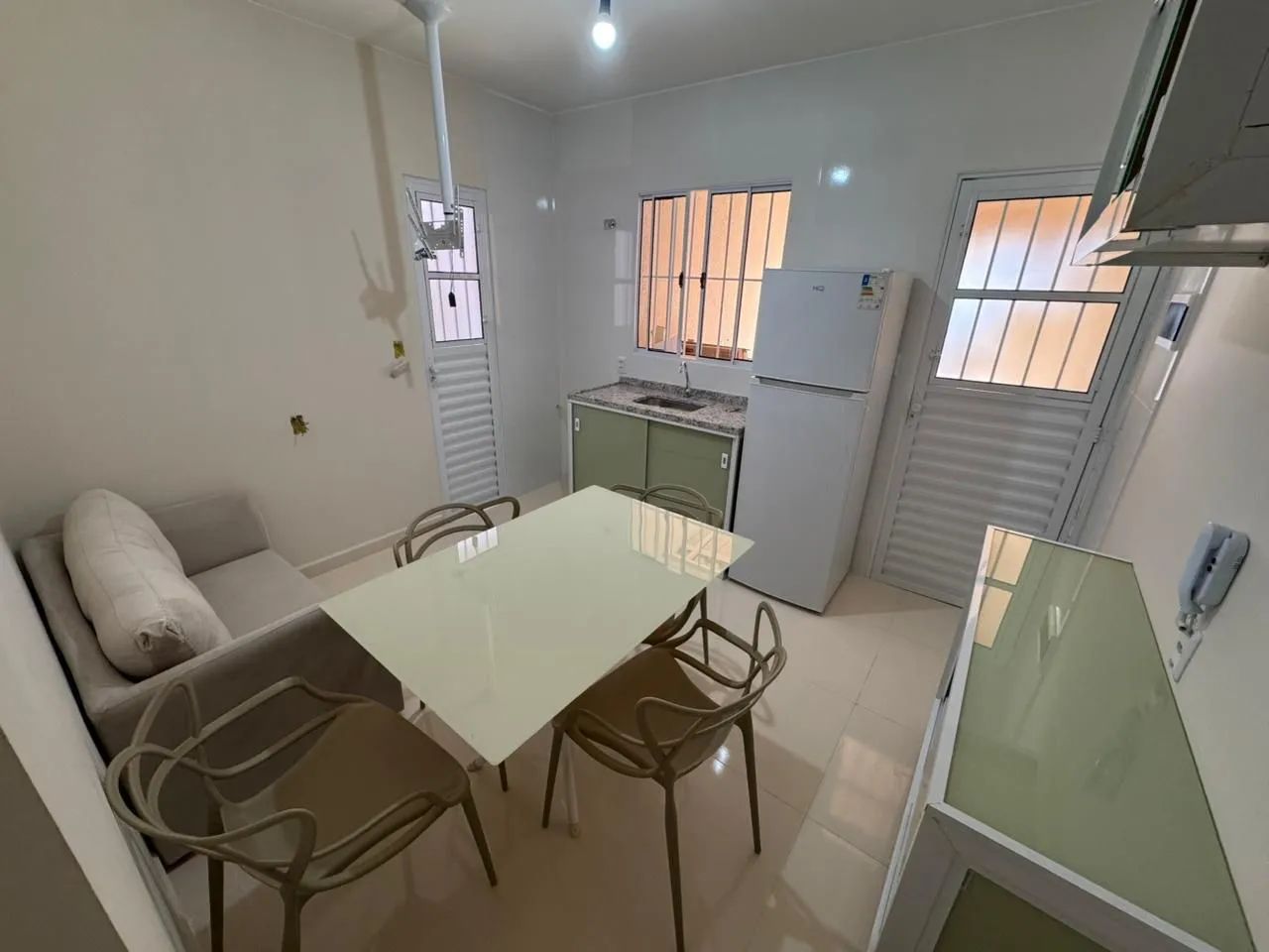  3 casas/kitnets completamente mobiliadas - Foto 2