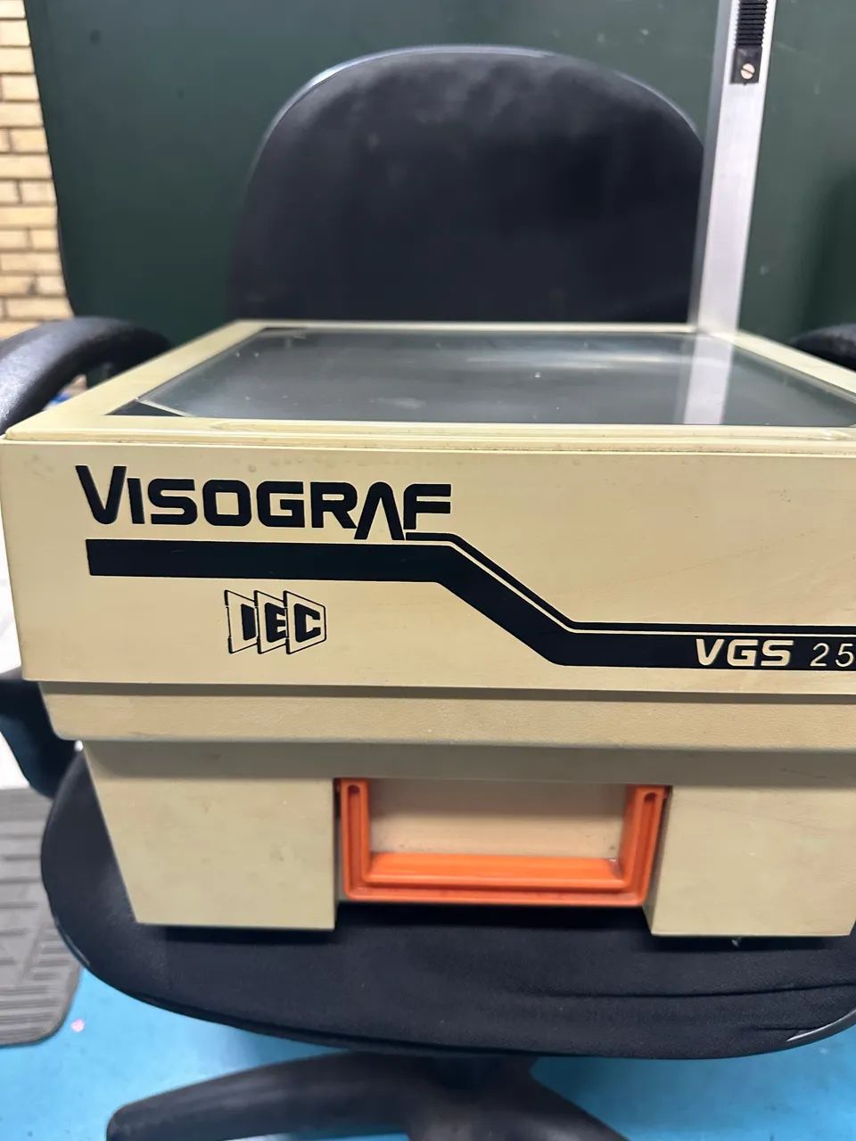 Retroprojetor VGS 250