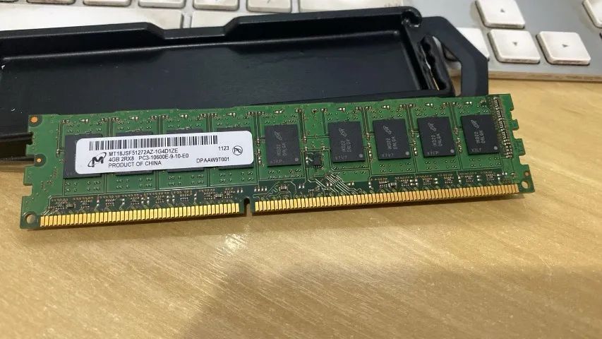 memória RAM Micro DDR3 de 4GB