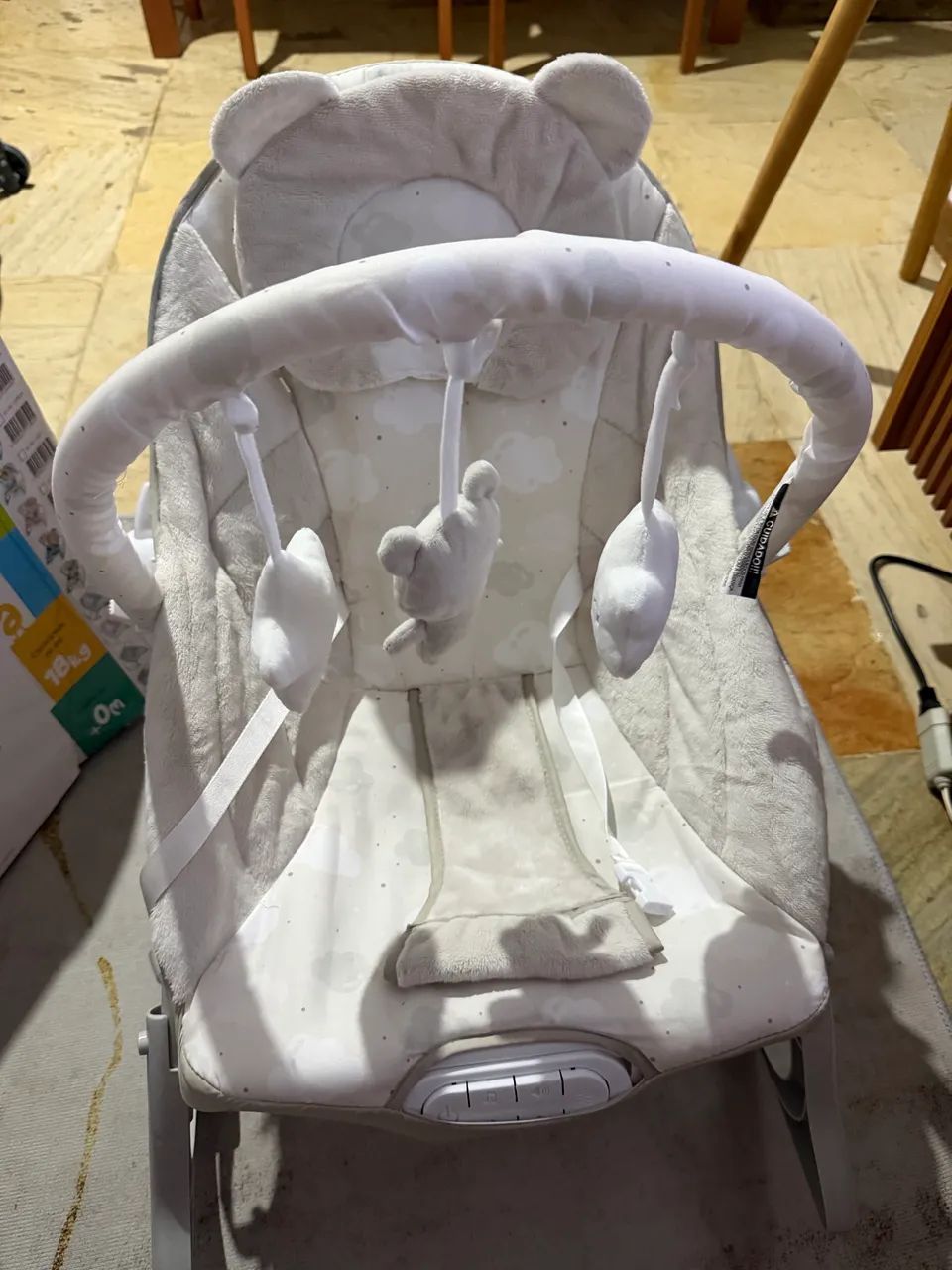 Vendo cadeirinha de descanso de bb Nova - Foto 2