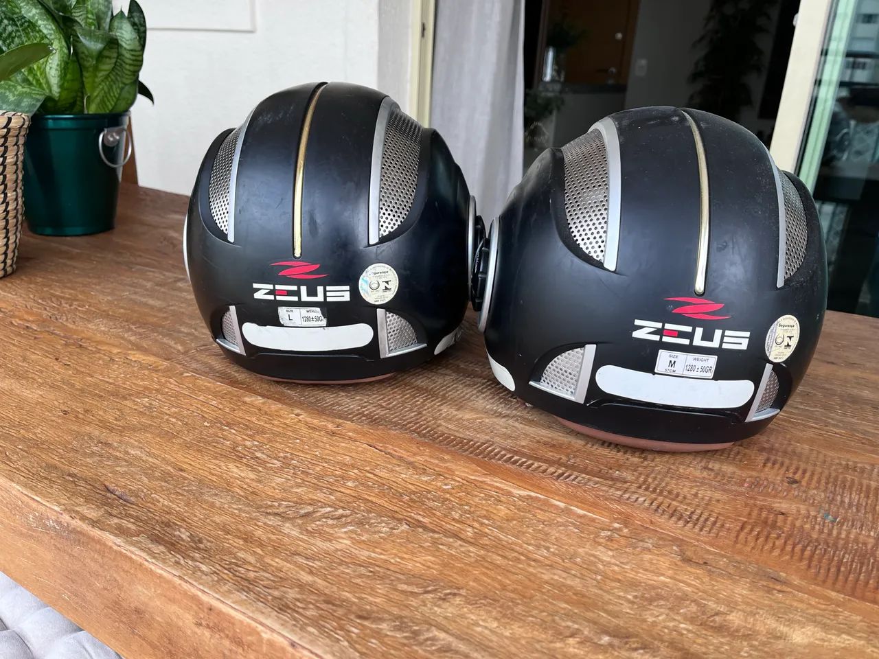 Capacete Zeus Aberto A RETIRAR - O PAR  - Foto 3