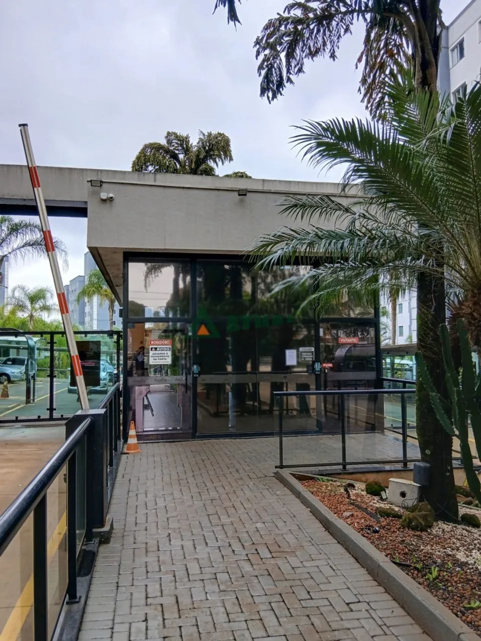 APARTAMENTO COM 2 QUARTOS NA REGIÃO OESTE DE LONDRINA - Foto 2