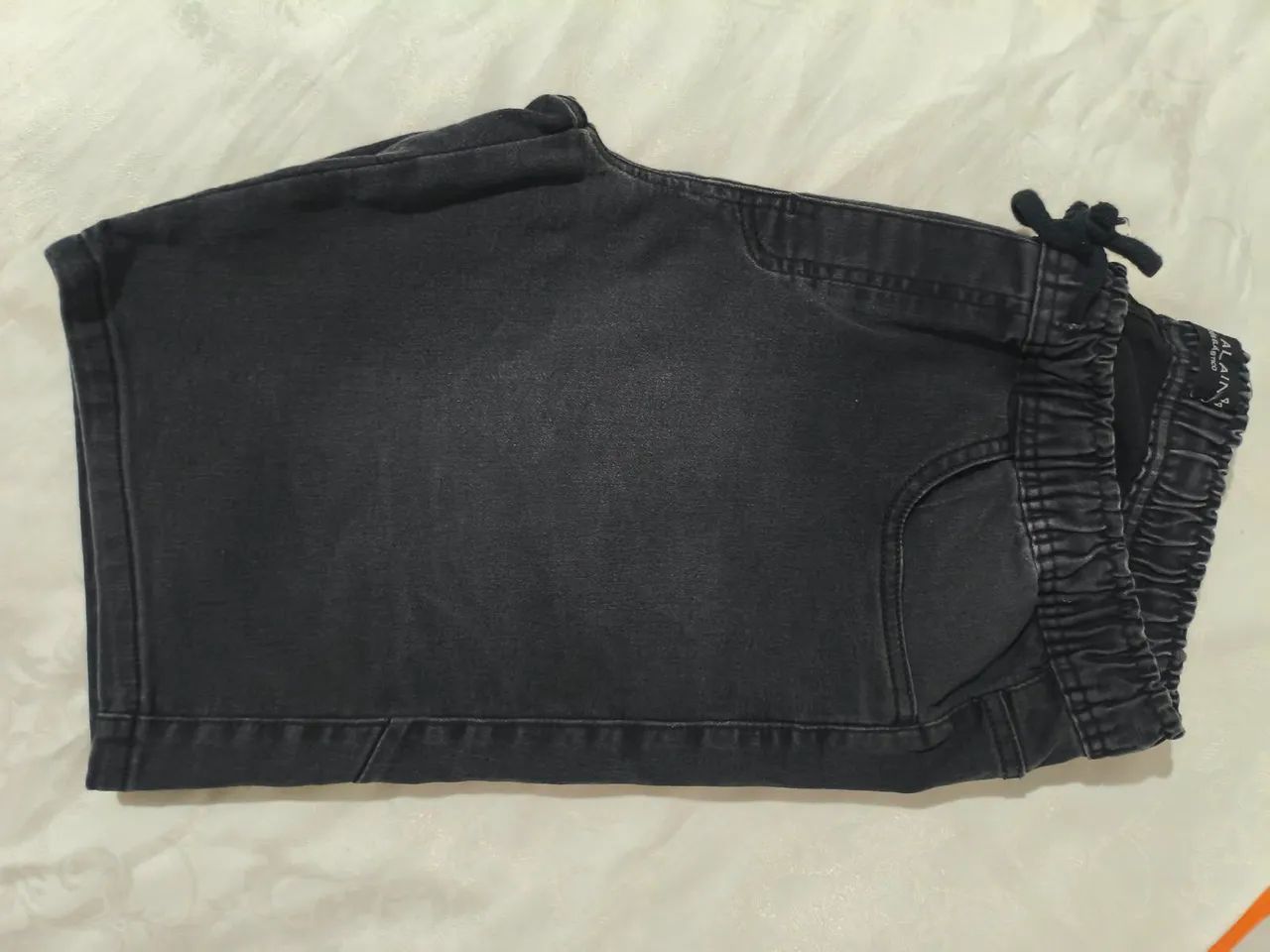 Bermuda Jeans Marc Alaim com cós elastico - T 44 semi nova. - Foto 5