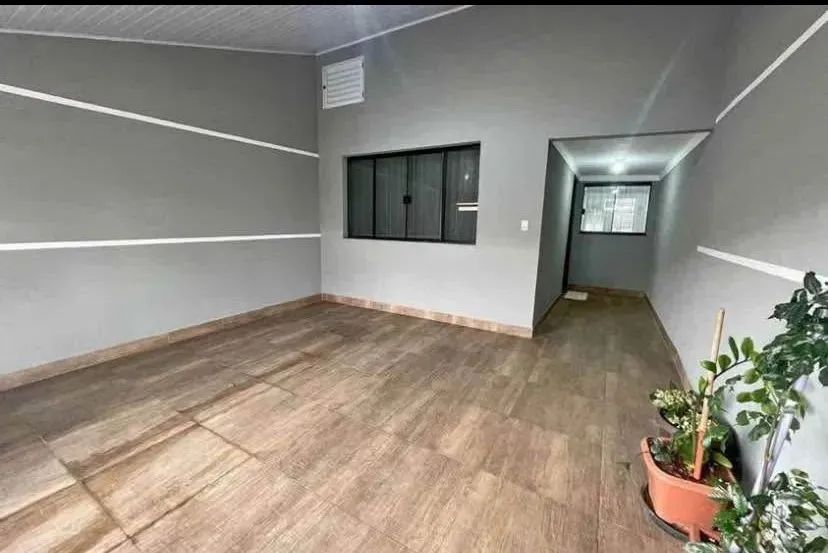 CASA LINDA NA PEDREIRA 