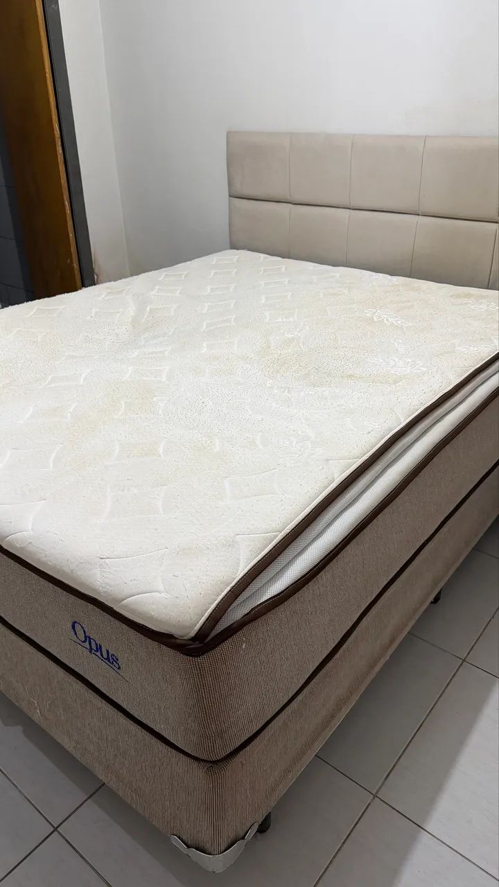 Cama box queen 