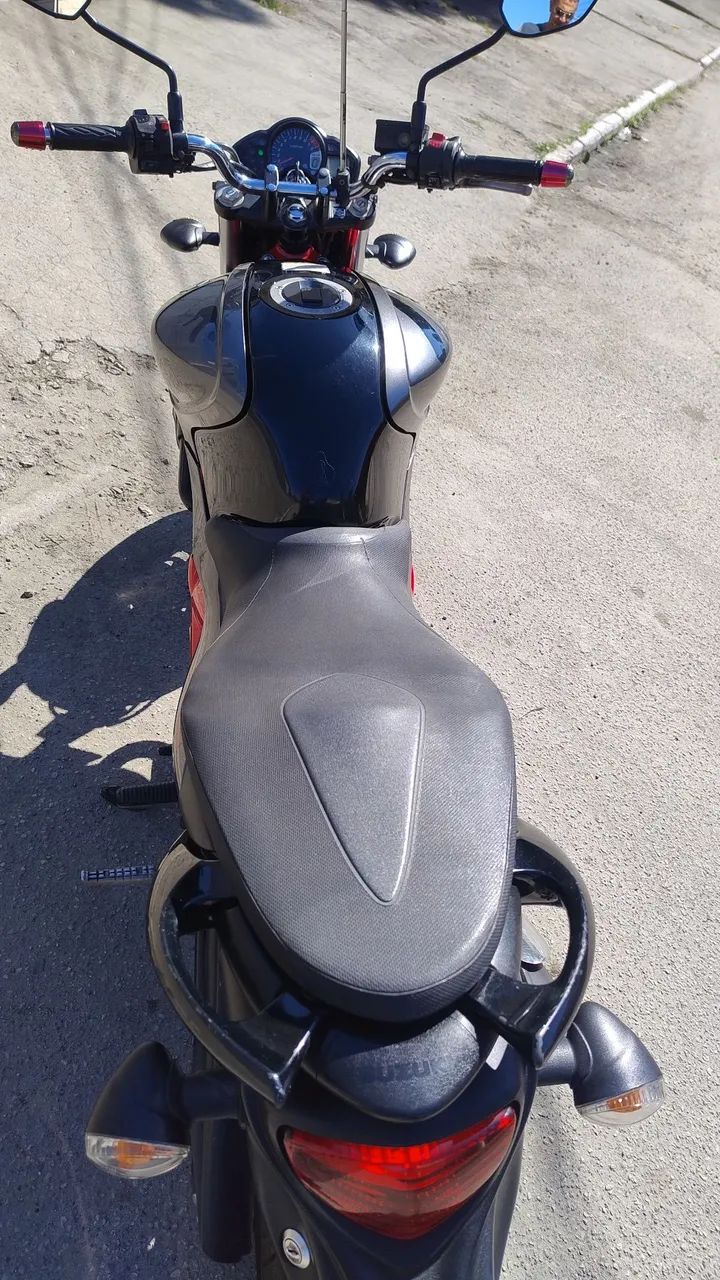 SUZUKI GLADIUS 650. - Foto 3