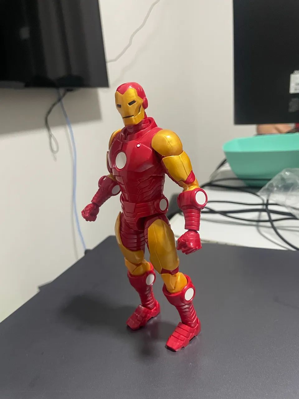 Figura Marvel Legends Iron Man Homem de Ferro Hasbro F4790 - Foto 2