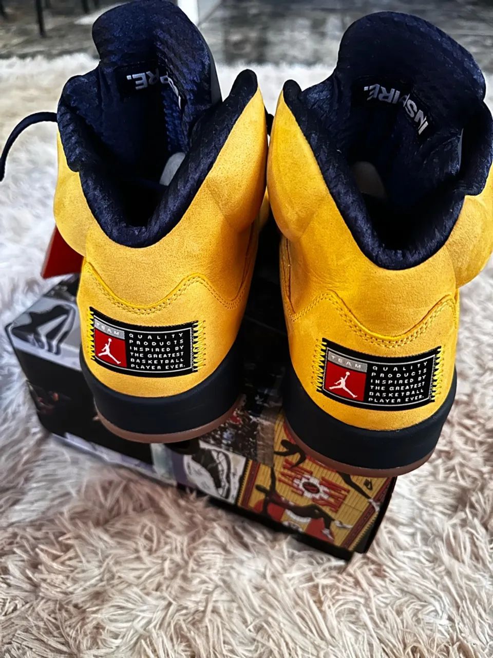 Air Jordan 5 Michigan (zero) - Foto 3