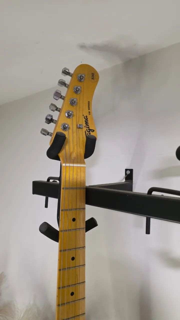 Guitarra Tagima Stratocaster
