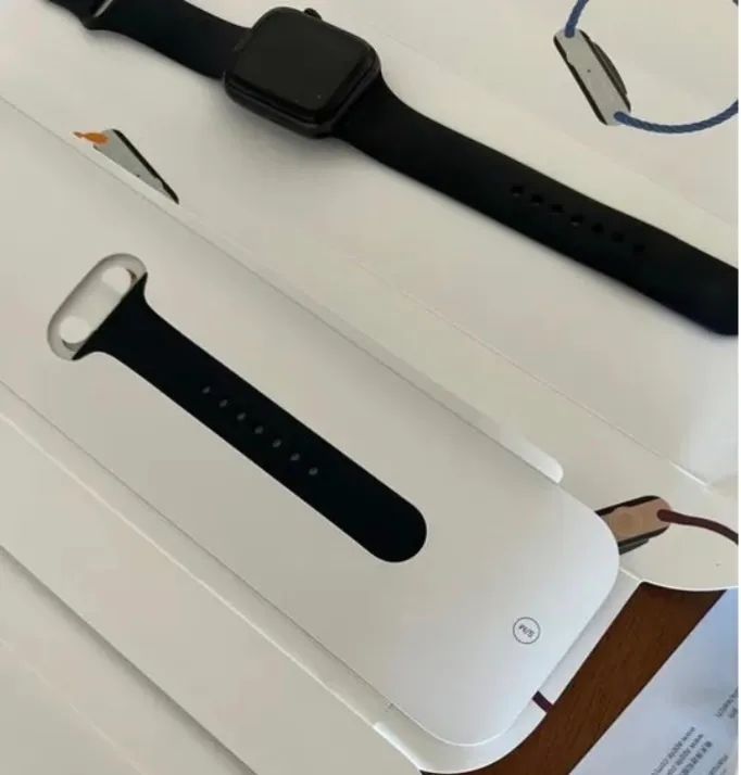 APPLE WATCH SE 44mm