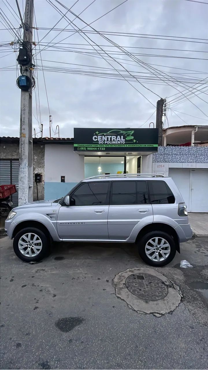 Mitsubishi Pajero 2011