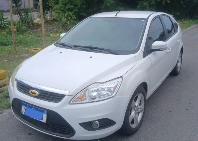 Ford Focus Focus 1.6 S/SE/SE Plus Flex 8V/16V  5p 2013