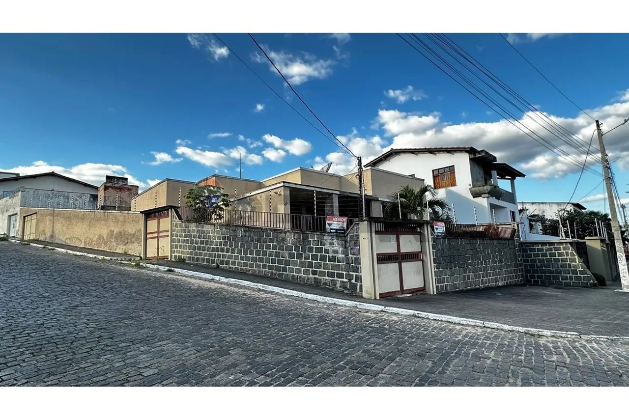 VENDO: Área Comercial medindo 548 m²