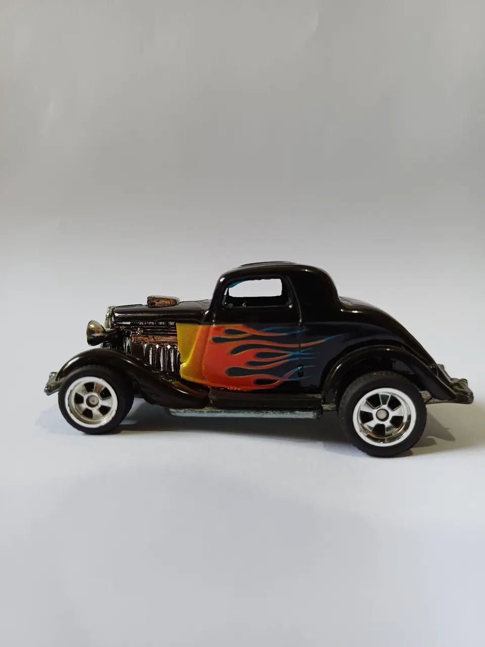 Hot Wheels 3-Window '34 Ford larry garage - Foto 3