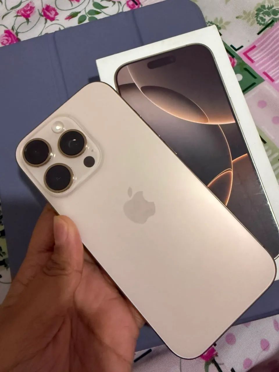 iPhone 16 pro  - Foto 2