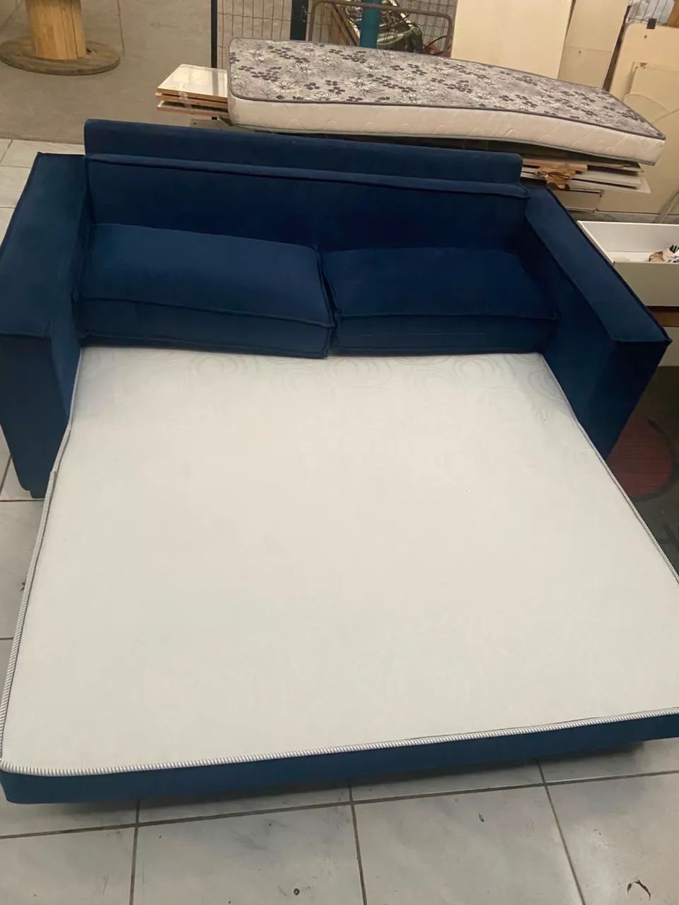 Sofá cama 1,80 X 1,05 de marca B&S