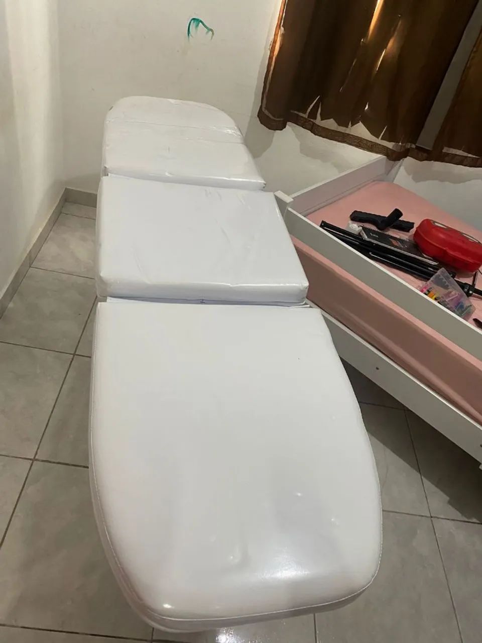 Maca de estética branca  - Foto 3