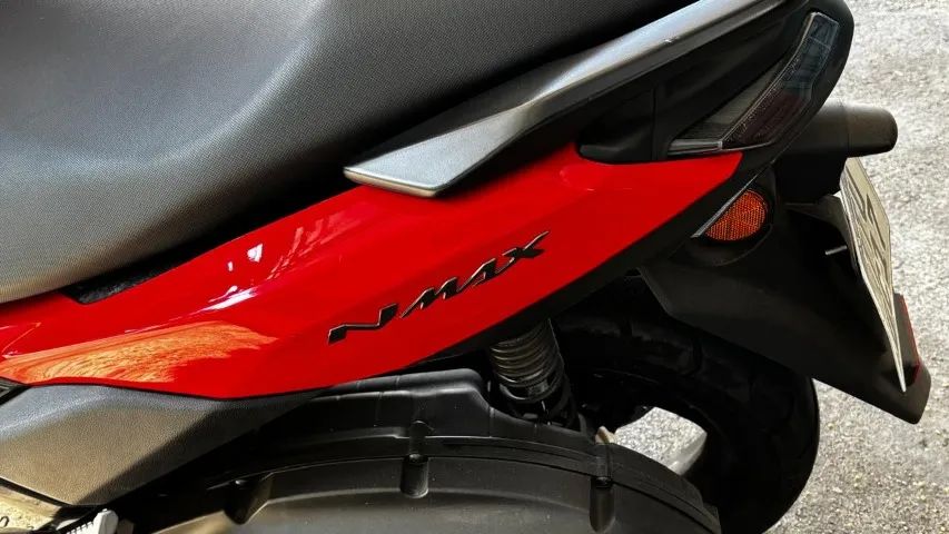 NMAX 160 2025 - Foto 2