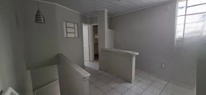 Sobreloja com 32m² - Locação em Coqueiros. - Foto 5