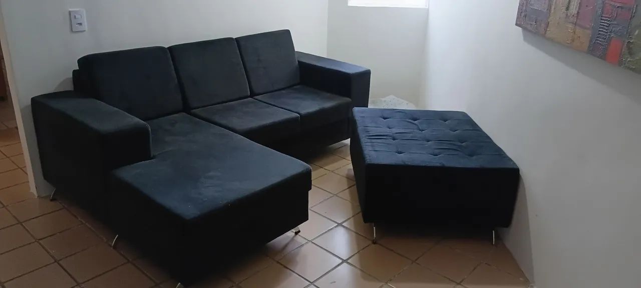 Sofá Jacaúna  3 lugares com chaise e puff  - Foto 3