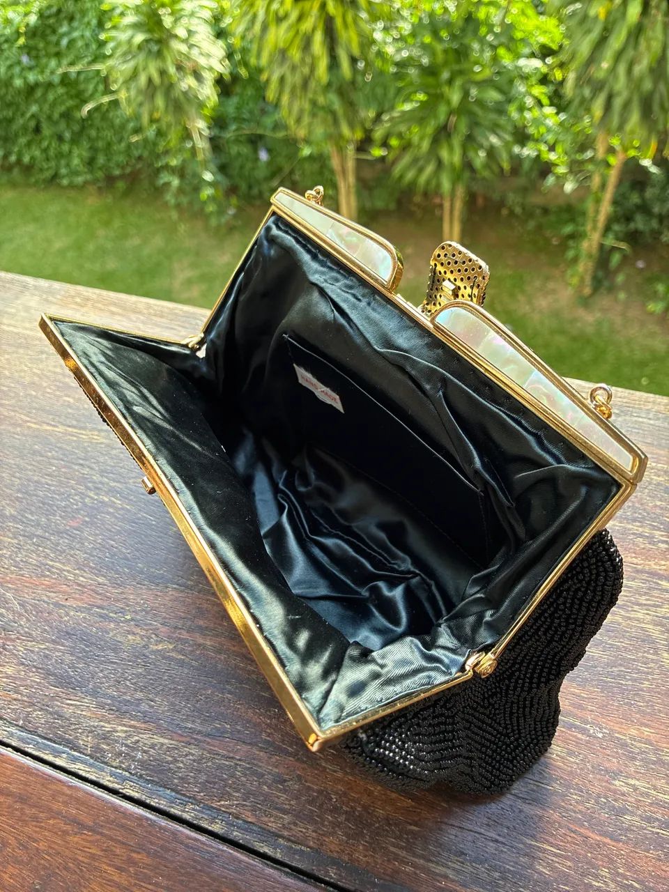 Bolsa vintage em brilho preto  - Foto 3