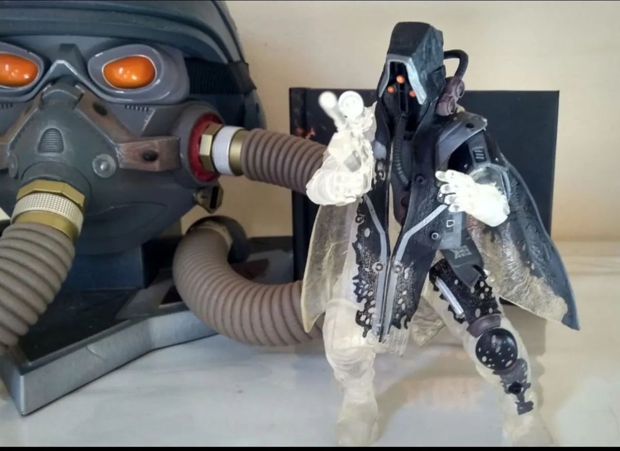 Killzone 3 Edição de Colecionador Capacete/Figure/ArtBook/Game - Troco/vendo