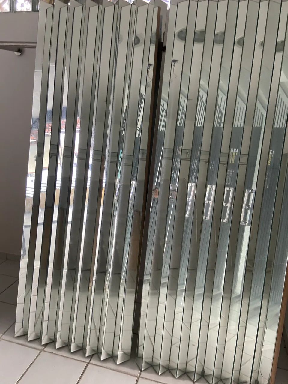 Painel Espelhado 