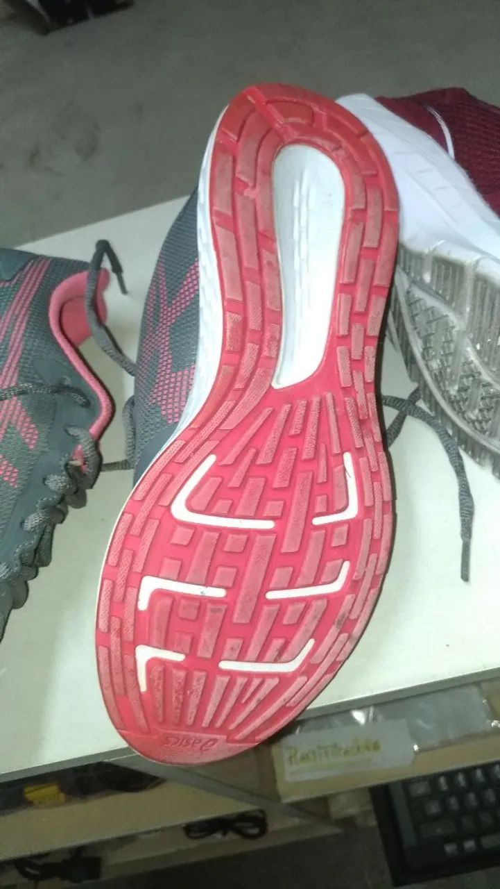 Tenis Asics, n°34, feminino, original, bom estado. - Calçados