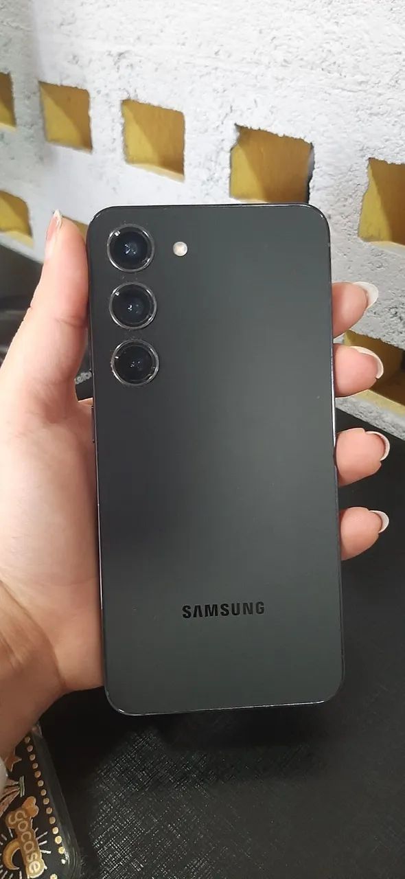 Samsung Galaxy S23 256G - Foto 3