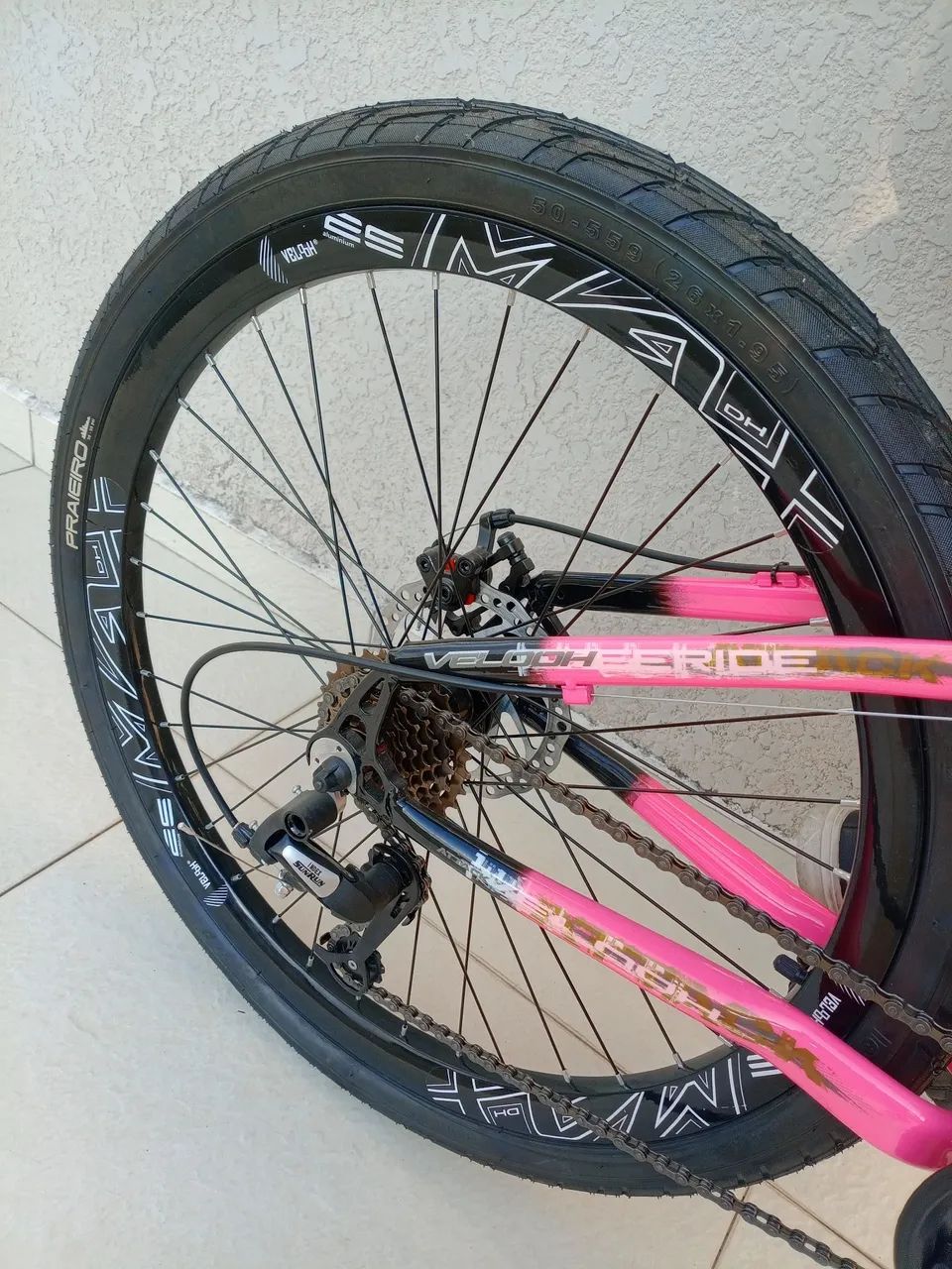 bicicleta nova zero mesmo apenas vendendo !! aro 26  - Foto 3