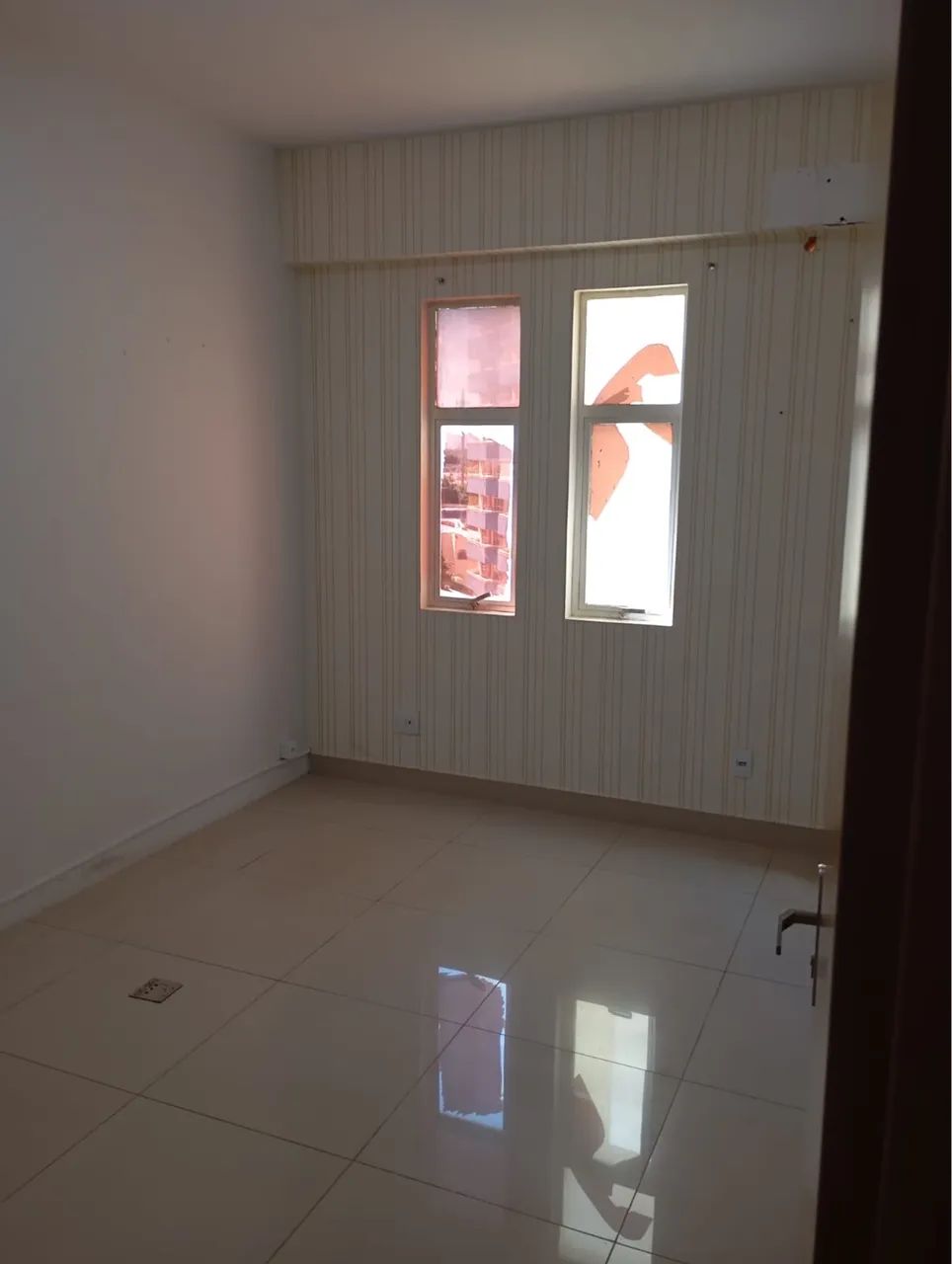 ALUGO SALA COMERCIAL REFORMADA NO CENTRO DE VG - Foto 3