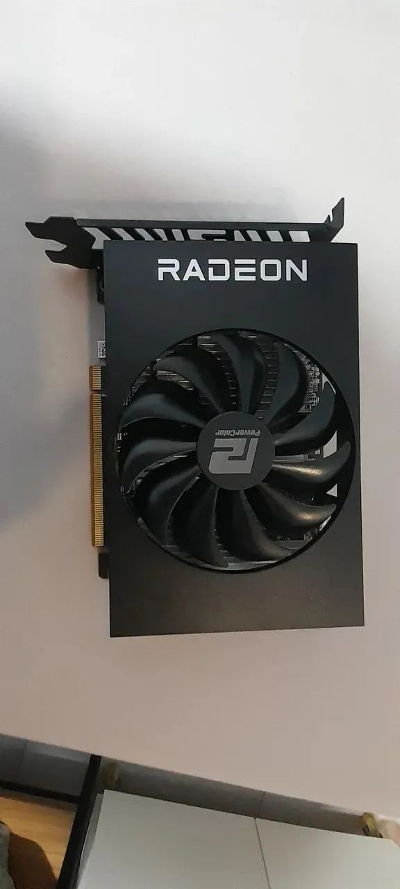 placa de video PowerColor AMD Radeon RX 6400 ITX 4GB