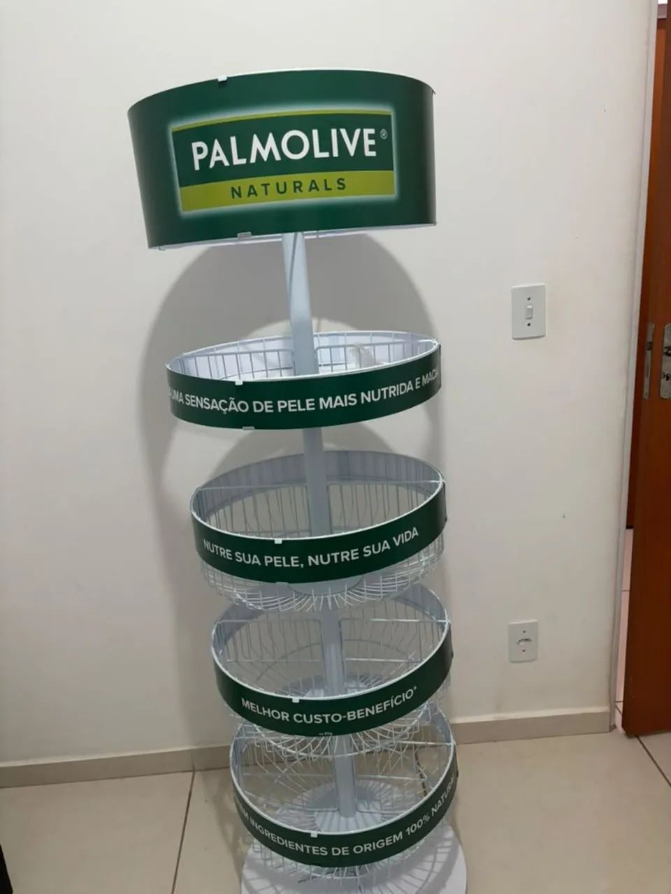expositor de chão circular aramado e giratório