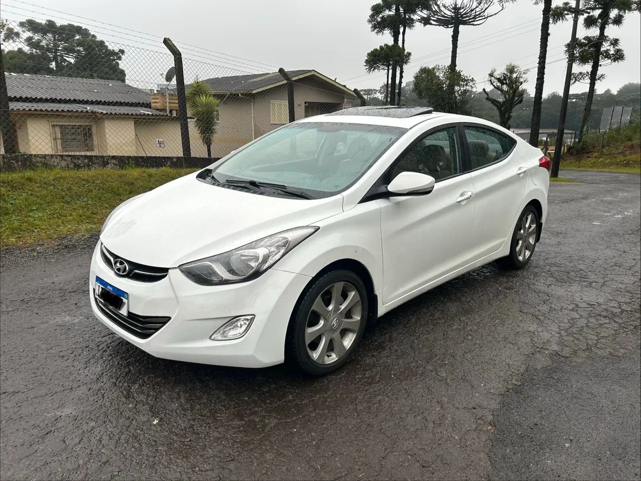 Hyundai Elantra 2013
