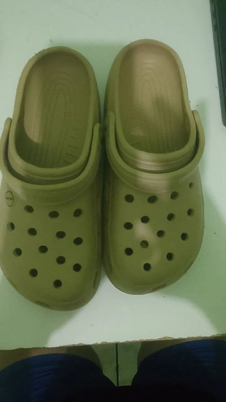 Crocks e tenis - Foto 2