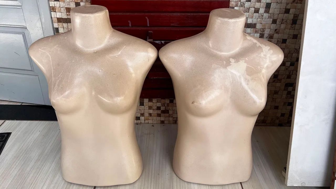 MANEQUINS E MOSTRUÁRIO 