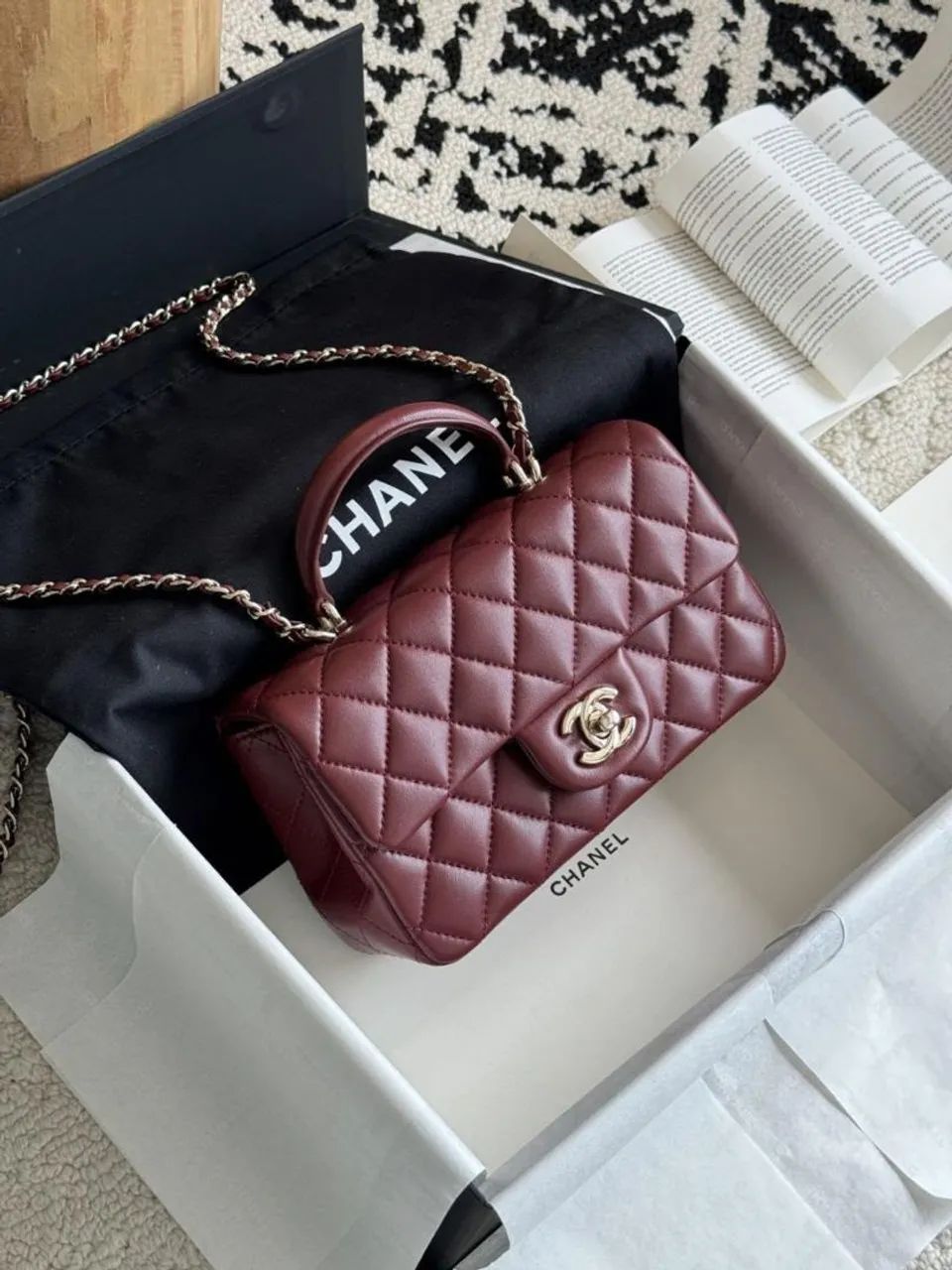 Bolsa em couro Chanel - Foto 2