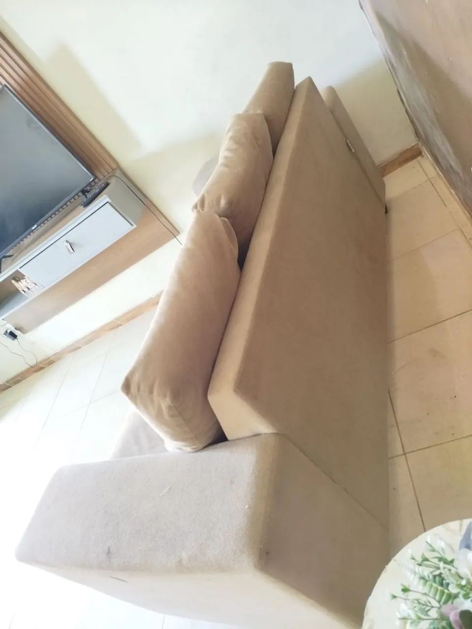 Sofá 3 lugares  - Foto 2