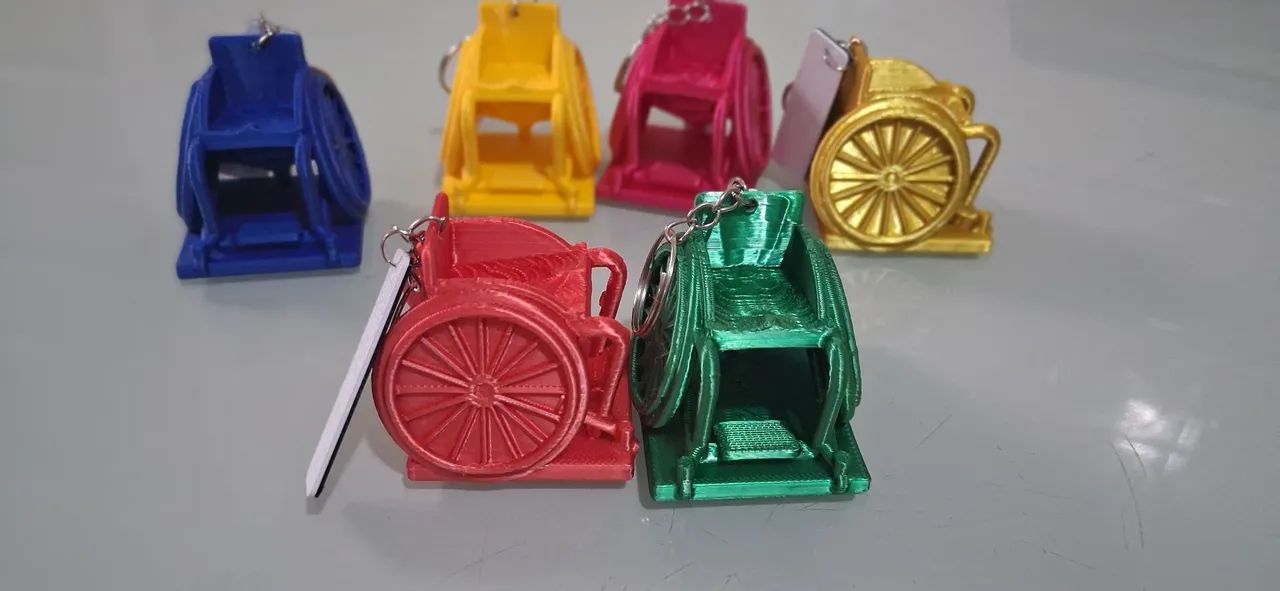 Chaveiro de Cadeira de Roda, diversas cores - Foto 2