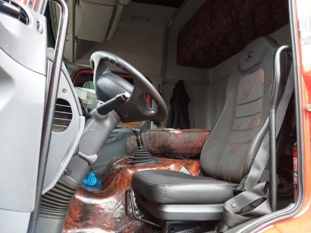 Mb atego 2425 6x2 refrigerado 2011 - Foto 5